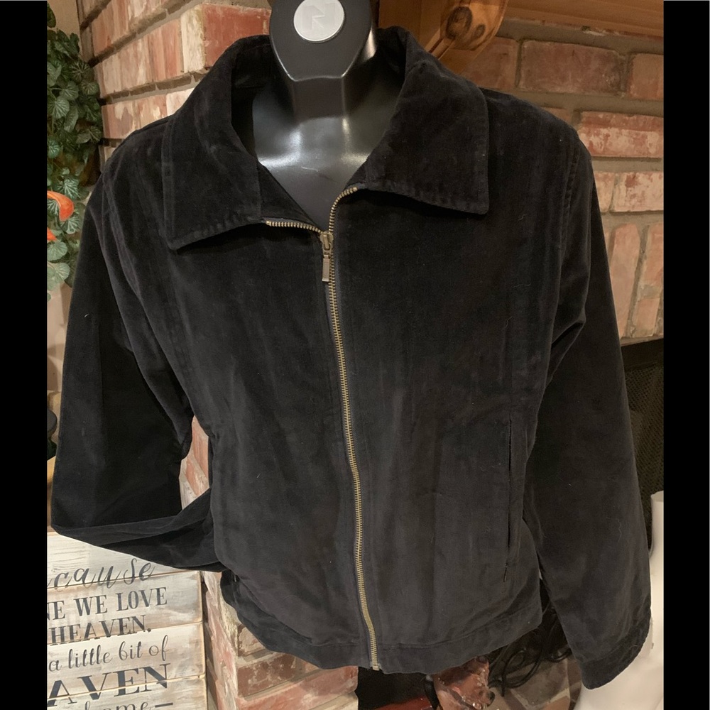 Vintage R&R. Bk small plush corduroy jacket. Never worn.